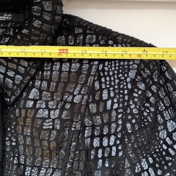 ESSENTIALS by MILANO Black Faux Reptile Womens Jacket. Size M - Picture 5 of 10